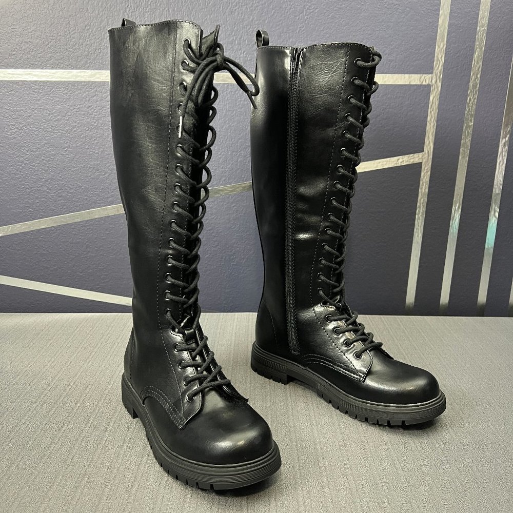 SO® Lullabies Women's Knee-High Boots 8 Like new